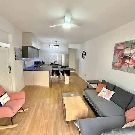 Apartment Modern Near Mckenzie Larnaca