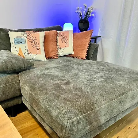 Modern Near Mckenzie 아파트 라르나카