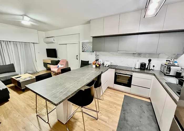 Lägenhet Modern Near Mckenzie *