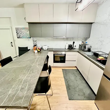 Appartement Modern Near Mckenzie